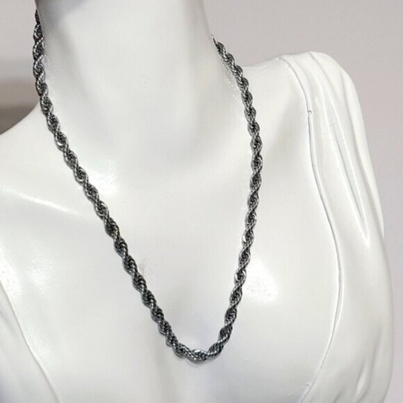 18K White Gold Filled Silver Tone Quiet Luxury Braided Twist Chain Necklace - Picture 2 of 7